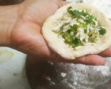 ચીઝ ચીલી ગાર્લીક નાન (Cheese Chili Garlic Naan Recipe In Gujarati) રેસીપી સ્ટેપ5ફોટો