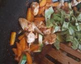 "Kínai" csirkés tészta recept fázis 2 fotója