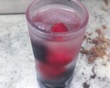Foto del paso 4 de la receta: Mezcal con frutas del bosque y cardamomo