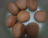 Foto langkah ke 6 dari resep *Donat Kampung Varian Topping (IRIT BAHAN+No Mixer).