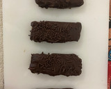 Foto del paso 6 de la receta: Barritas de coco bañadas en chocolate 🍫 🥥