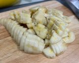 Hình bước làm 1 của món Bánh chuối hấp dừa non