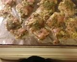 A picture of step 2 of Pesto baked chicken thighs.