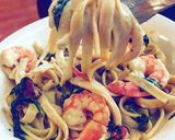Foto del paso 5 de la receta: Pasta Alfredo con camarones y espinacas🍤🍝
