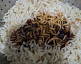 Foto langkah ke 1 dari resep Mie Goreng sat set.