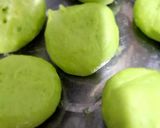 Foto langkah ke 3 dari resep Donat gula pandan.