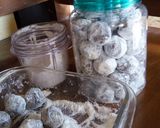 Foto langkah ke 4 dari resep Bola-bola Coklat Salju. Cookies murah anti ribet. (Dapur Mak Bee).