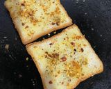 A picture of step 5 of Chilli Garlic Bread.