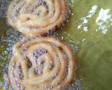 A picture of step 6 of Juicy Jalebi (Rasili Jalebi Recipe).