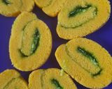 Foto langkah ke 10 dari resep Bolu Gulung.