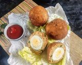 A picture of step 1 of Noodles scotch eggs.
