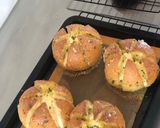 Foto langkah ke 7 dari resep Korean cream cheese and garlic bread.