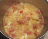Foto del paso 4 de la receta: Tortilla de calabacín y salchichas al horno