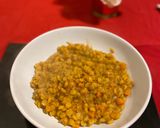 A picture of step 4 of Yellow split pea with veggies.