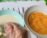 Foto langkah ke 5 dari resep Risol Saus Mentai.
