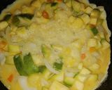 Foto del paso 2 de la receta: Tortilla de Cebolla y zapallito