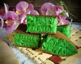 Foto langkah ke 6 dari resep Martabak Manis Pandan/Terang Bulan.