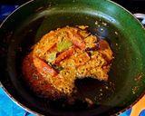 A picture of step 4 of Niramish Macher Jhol.