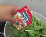 Foto langkah ke 4 dari resep Tumis Sawi Tahu.