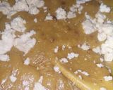 A picture of step 2 of Karachi chanay ki daal ka halwa.