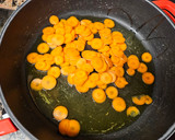 Foto del paso 2 de la receta: Lomo empanado a la jardinera