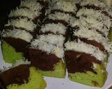 Foto langkah ke 7 dari resep Brownies Coklat Kukus.