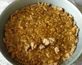 Foto del passaggio 14 della ricetta Sbriciolata integrale con noci e confettura di fichi