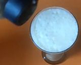 A picture of step 4 of Banana Smoothie.