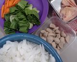 Foto langkah ke 1 dari resep Kwetiaw Baso Spesial.