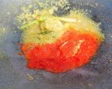 Foto langkah ke 3 dari resep Gulai kepayang (keluwek) & ikan tapau (asap).