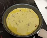 Foto del paso 3 de la receta: Tortilla de harina de garbanzo con especias y tomates secos