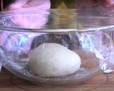 A picture of step 5 of Easy Crunchy Cookie Crust Melon Pan.