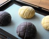 A picture of step 21 of Easy Crunchy Cookie Crust Melon Pan.