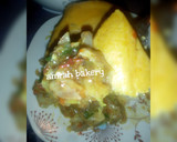 A picture of step 4 of Moi moi with cabbege souce.