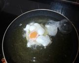 Foto del paso 1 de la receta: Huevos rotos con chistorra