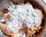 A picture of step 2 of Sabudana puri.