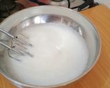 A picture of step 3 of Sponge Cake.