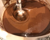 Foto del paso 3 de la receta: Bizcochuelo de chocolate 1 2 3 4 fácil y rápido