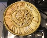 Une image de l'étape 7 de Tarte aux pommes sur lit de compote pommes et noix (pâte brisée aux deux beurres).