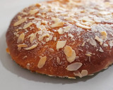 Foto del paso 18 de la receta: Coca brioche rellena de crema pastelera y manzana caramelizada