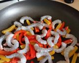 A picture of step 3 of Garlic Prawn Stir-Fry with Spinach & Peppers, GF DF EF SF NF.