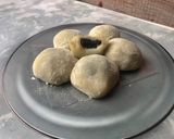 Foto langkah ke 7 dari resep Mochi isi coklat.