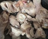 Foto langkah ke 1 dari resep Ayam Woku.