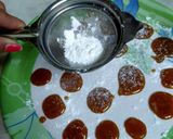 A picture of step 5 of Ginger Honey Candy.