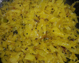 முட்டைகோஸ் பொரியல் ரெசிபி ஸ்டேப் 3 புகைப்படம்