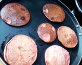 A picture of step 3 of उपासाचे गुलाबी पॅनकेक (Upvasache Gulabi Pancake Recipe In Marathi).