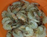 A picture of step 1 of Prawn dum biryani.
