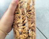 Foto langkah ke 3 dari resep Kue Bawang Renyah & Gurih.
