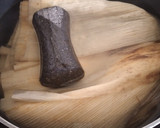 Foto del paso 3 de la receta: Tamales de maseca relleno de costilla de puerco con chile morita