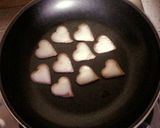 Foto langkah ke 5 dari resep Cobain resep temen2 cookpad ne,masak kue kering hias pke teflon.